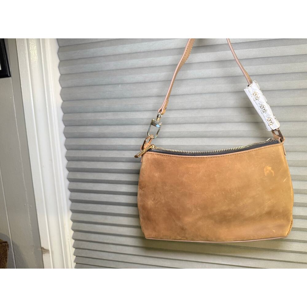 Rustic Cuff Cheyenne Suede Shoulder Bag Tan Camel Leather Gold Tone Purse2 - Picture 2 of 12